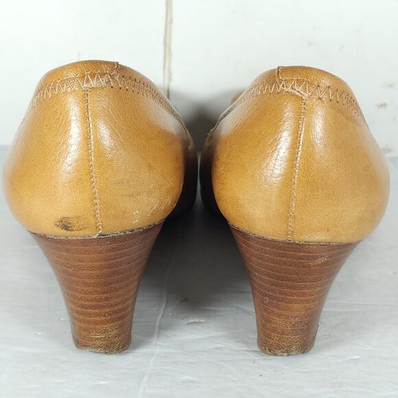 Tory Burch Women’s Sally US7,5M Brown Leather Logo Closed Toe Wedge Pumps Shoes - Picture 13 of 16